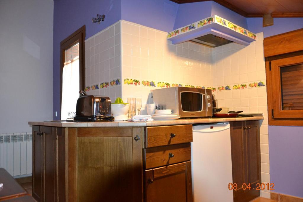Apartamentos Rurales Natura Torrejon el Rubio Exterior photo